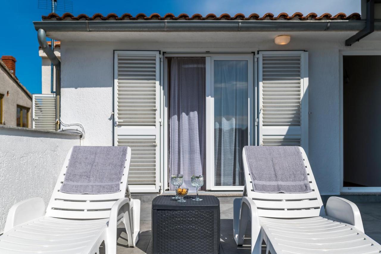 Apartment And Rooms Dalmatiko Vodice Zewnętrze zdjęcie