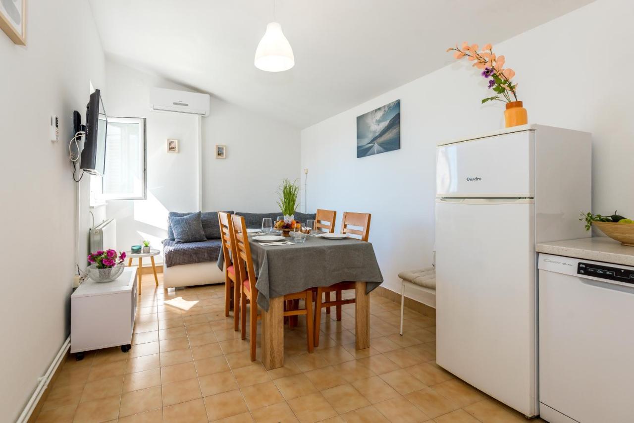 Apartment And Rooms Dalmatiko Vodice Zewnętrze zdjęcie