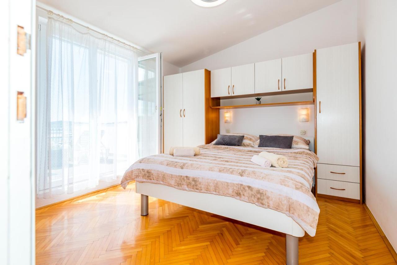 Apartment And Rooms Dalmatiko Vodice Zewnętrze zdjęcie