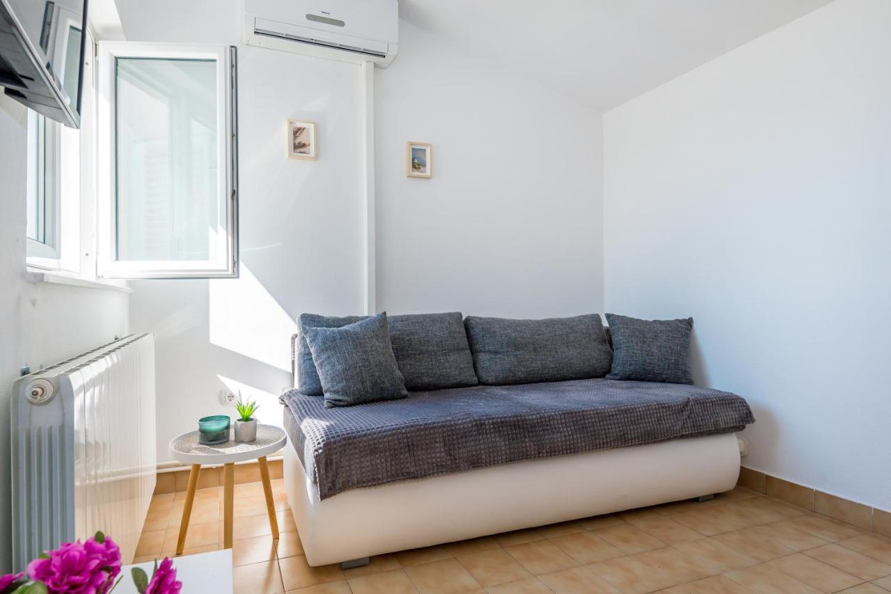 Apartment And Rooms Dalmatiko Vodice Zewnętrze zdjęcie