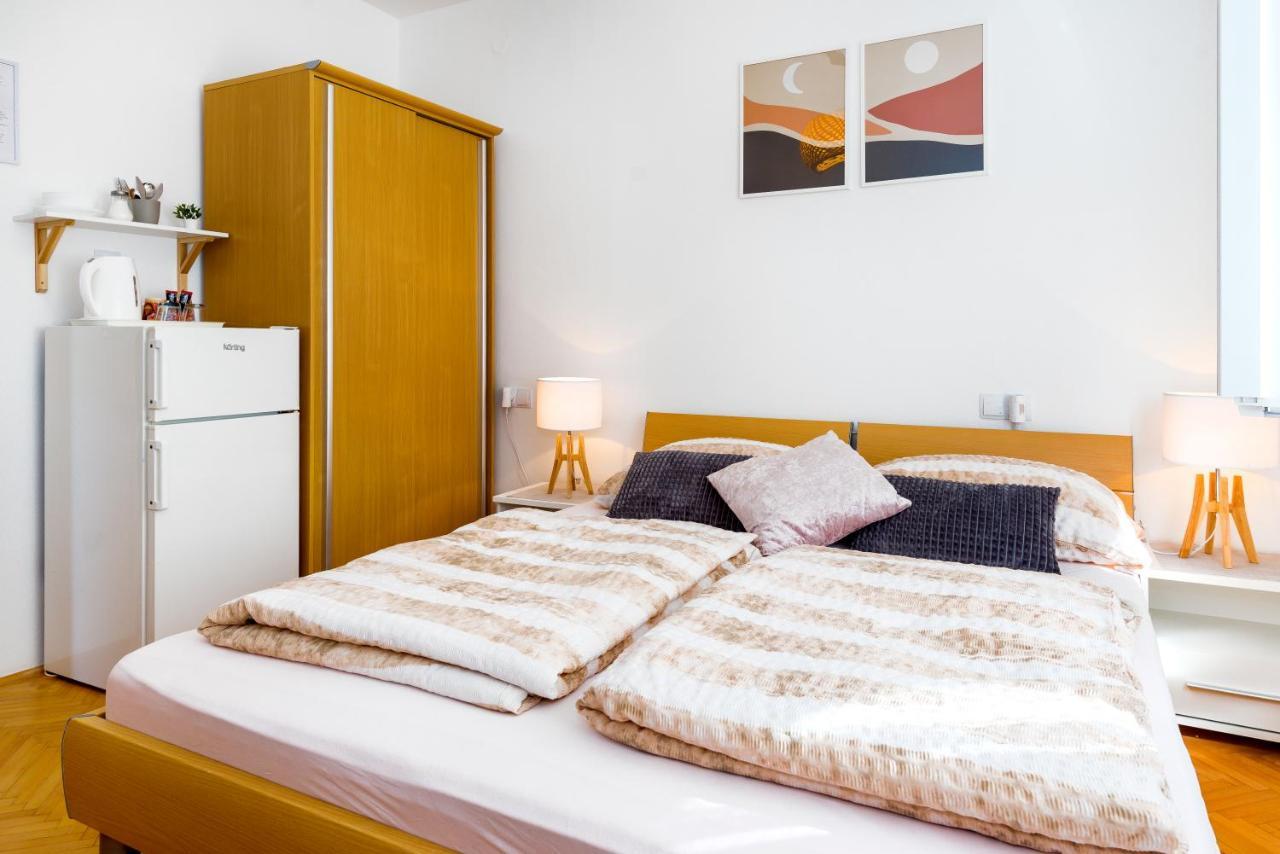 Apartment And Rooms Dalmatiko Vodice Zewnętrze zdjęcie