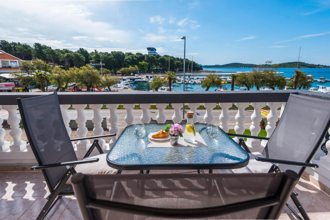 Apartment And Rooms Dalmatiko Vodice Zewnętrze zdjęcie