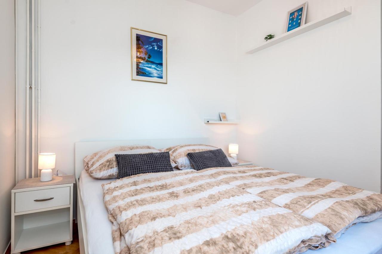 Apartment And Rooms Dalmatiko Vodice Zewnętrze zdjęcie