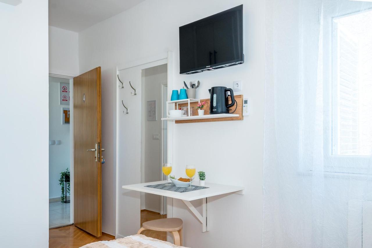 Apartment And Rooms Dalmatiko Vodice Zewnętrze zdjęcie